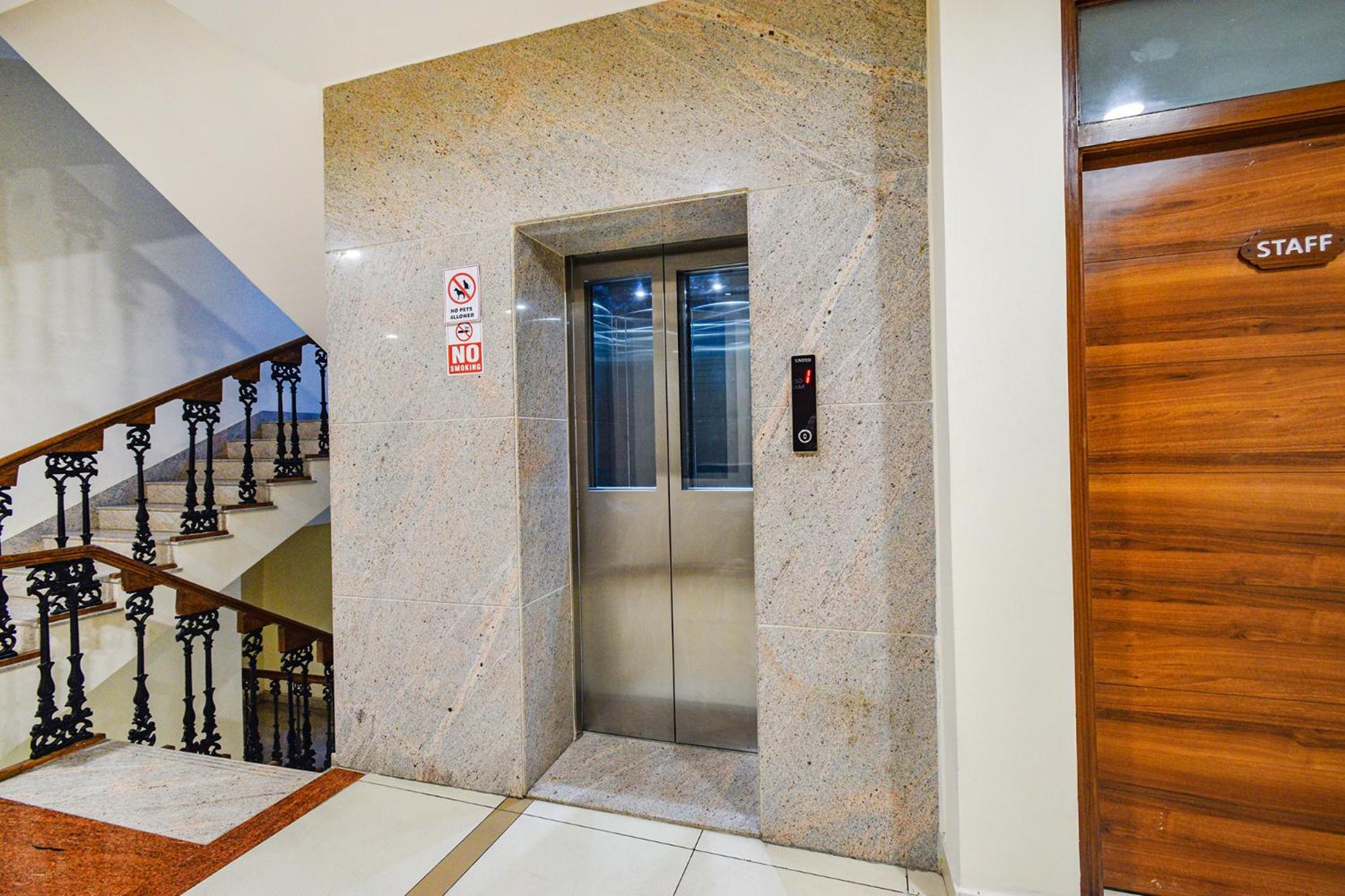 Fabhotel Prime Am Suites - Nr Yashoda Hospitals - Secunderabad Haiderabad Buitenkant foto